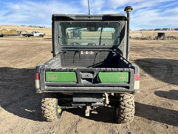 Image of John Deere XUV 835M equipment image 1