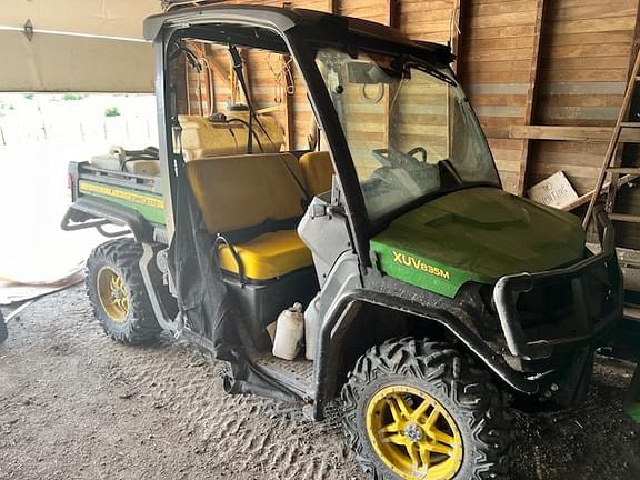 Image of John Deere XUV 835M equipment image 3