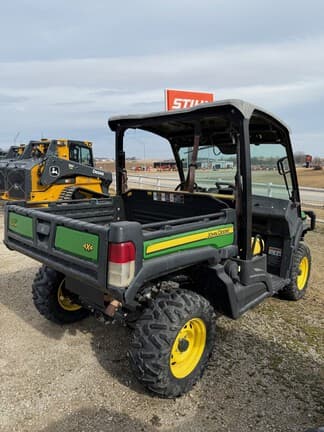 Image of John Deere XUV 835M equipment image 3