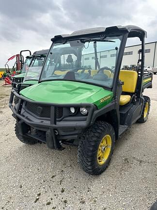 Image of John Deere XUV 835M equipment image 1