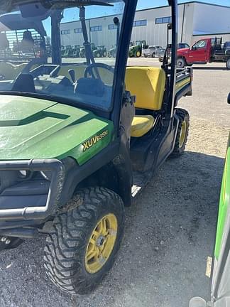 Image of John Deere XUV 835M equipment image 2