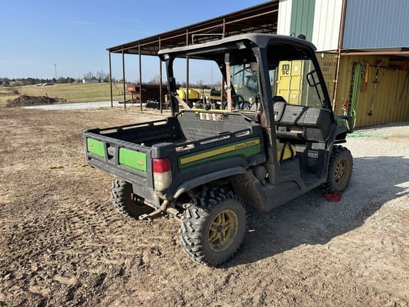 Image of John Deere XUV 835M equipment image 2
