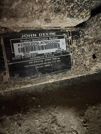 Image of John Deere XUV 835M equipment image 1