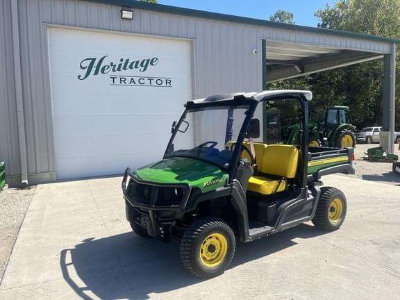 Image of John Deere XUV 835M equipment image 1