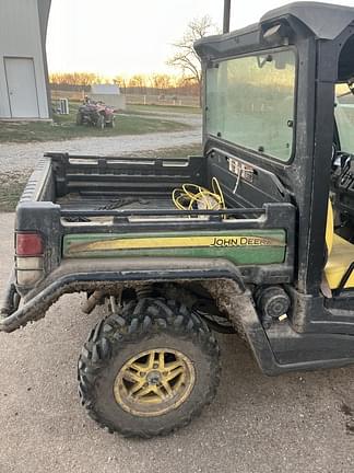 Image of John Deere XUV 835M equipment image 1