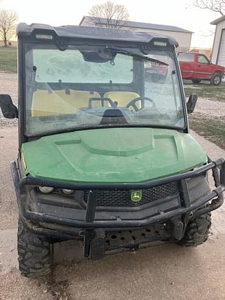 Image of John Deere XUV 835M equipment image 2