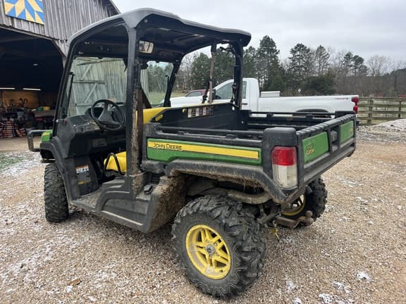 Image of John Deere XUV 835M equipment image 3