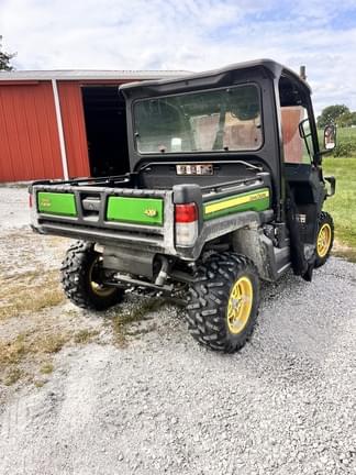 Image of John Deere XUV 835M equipment image 4