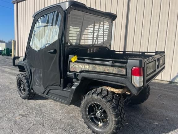 Image of John Deere XUV 835M equipment image 2