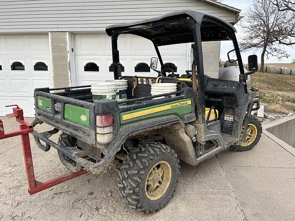 Image of John Deere XUV 835M equipment image 3