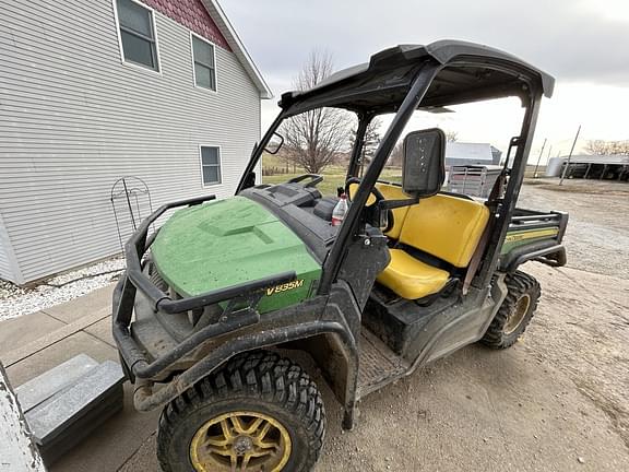 Image of John Deere XUV 835M Primary image