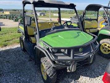 Main image John Deere XUV 835M