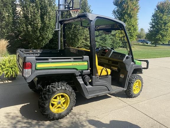 Image of John Deere XUV 835M equipment image 3