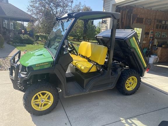 Image of John Deere XUV 835M Primary image