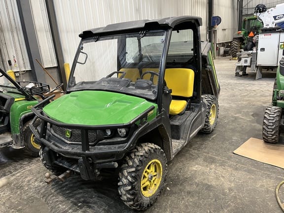 2019 John Deere XUV 835M Equipment Image0