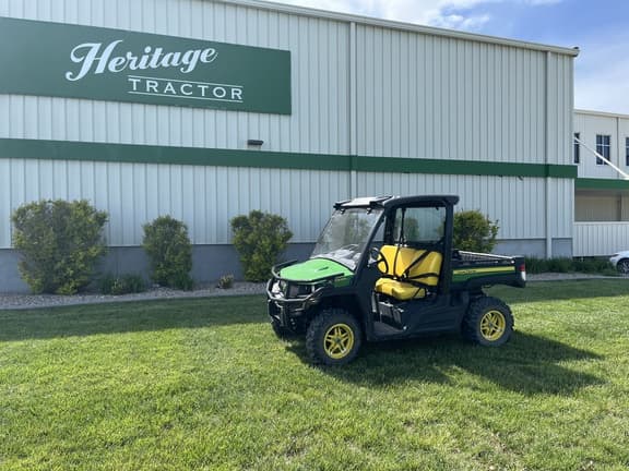 Image of John Deere XUV 835M Primary image
