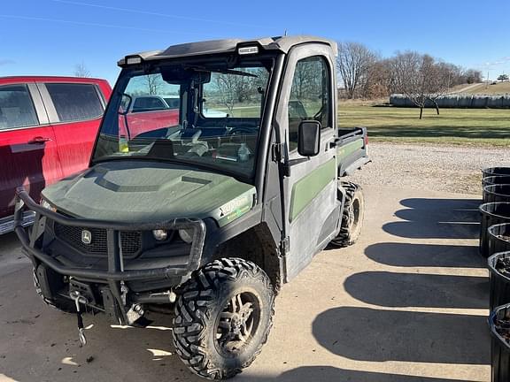 Image of John Deere XUV 835M equipment image 3