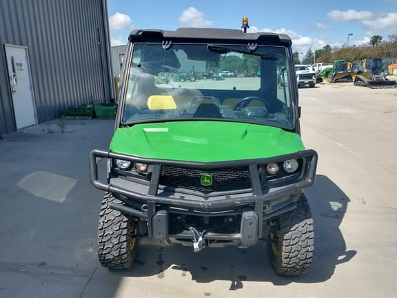 Image of John Deere XUV 835M equipment image 1
