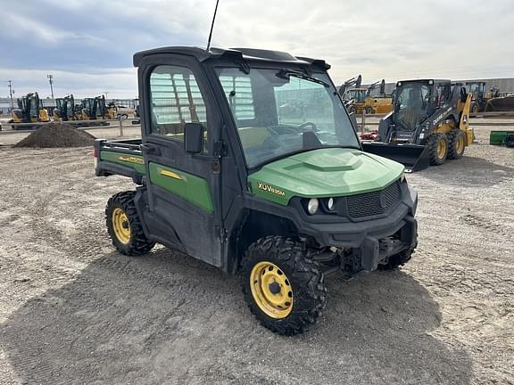 Image of John Deere XUV 835M equipment image 3