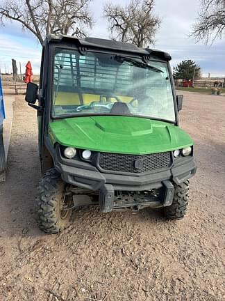 Image of John Deere XUV 835M equipment image 2