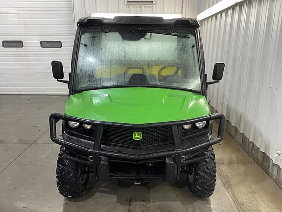 Image of John Deere XUV 835M equipment image 1