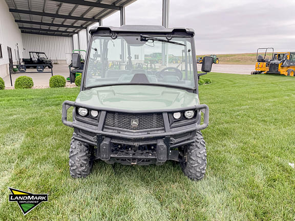 Image of John Deere XUV 835M equipment image 1