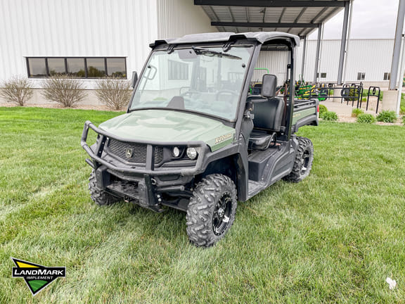 Main image John Deere XUV 835M