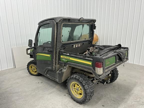 Image of John Deere XUV 835M equipment image 3