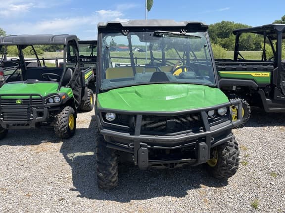 Image of John Deere XUV 835M equipment image 4