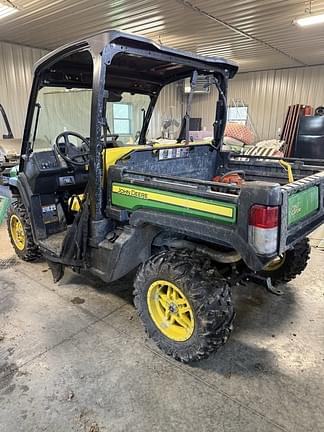 Image of John Deere XUV 835M equipment image 2