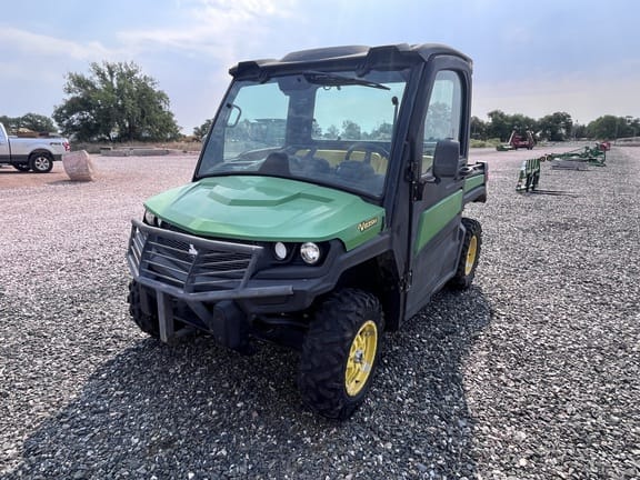 2019 John Deere XUV 835M Equipment Image0