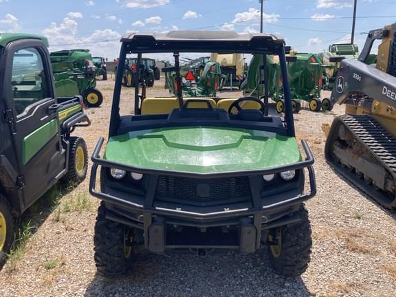 Image of John Deere XUV 835M equipment image 1