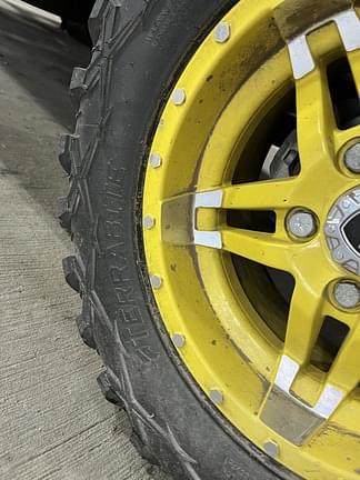 Image of John Deere XUV 835M equipment image 3