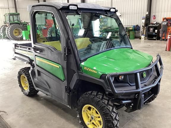 Image of John Deere XUV 835M equipment image 1