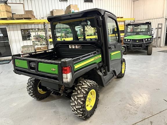 Image of John Deere XUV 835M equipment image 4