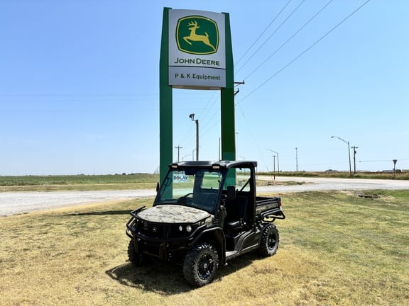 2019 John Deere XUV 835M Equipment Image0