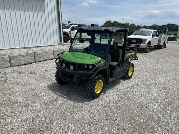 Image of John Deere XUV 835M Primary image