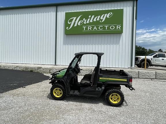 Image of John Deere XUV 835M Primary image