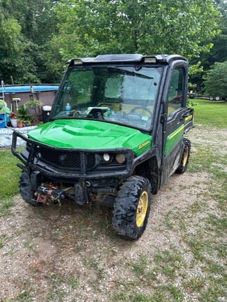 2019 John Deere XUV 835M Equipment Image0