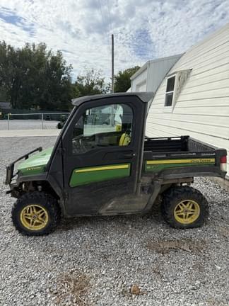 Image of John Deere XUV 835M Primary image