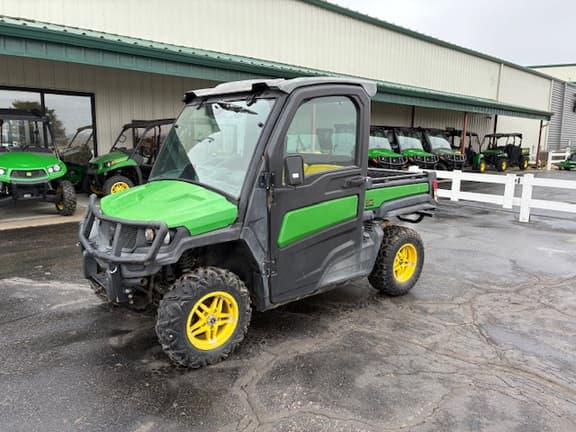 Image of John Deere XUV 835M Primary image