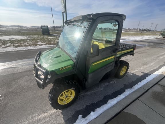 Image of John Deere XUV 835M equipment image 2