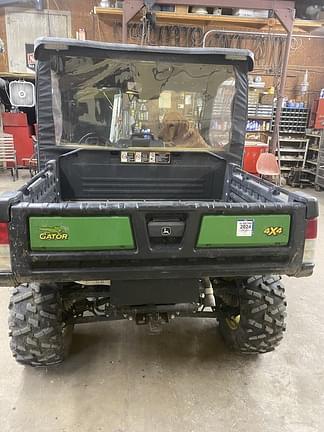 Image of John Deere XUV 835M equipment image 2