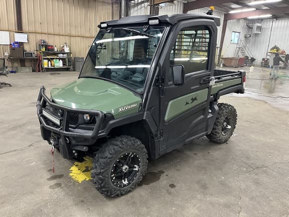 Image of John Deere XUV 835M equipment image 2