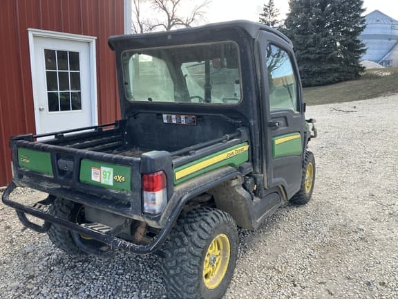 Image of John Deere XUV 835M equipment image 3