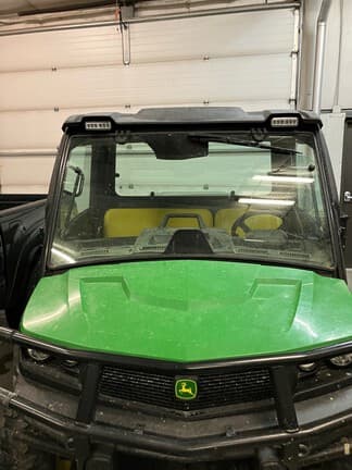 Image of John Deere XUV 835M Primary image