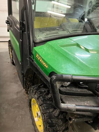 Image of John Deere XUV 835M equipment image 1