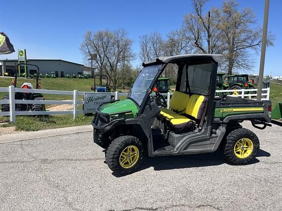 Image of John Deere XUV 835M equipment image 1