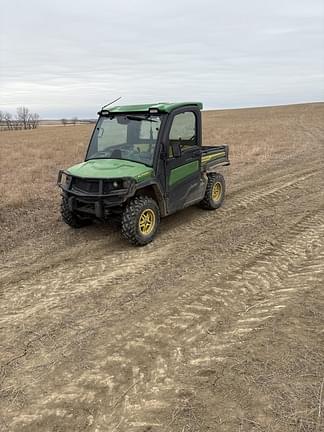 Image of John Deere XUV 835M Primary Image