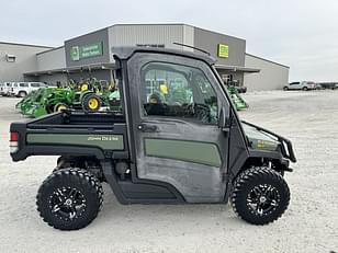 Main image John Deere XUV 835M 1